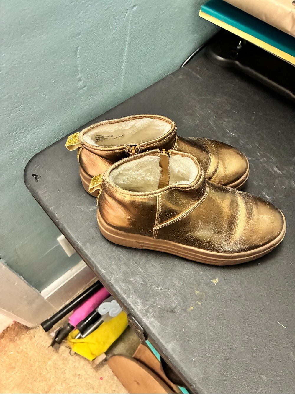 Steve Madden Kids Metallic Gold Zip Ankle Boots